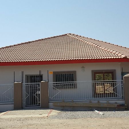 White City Inn Gaborone Luaran gambar