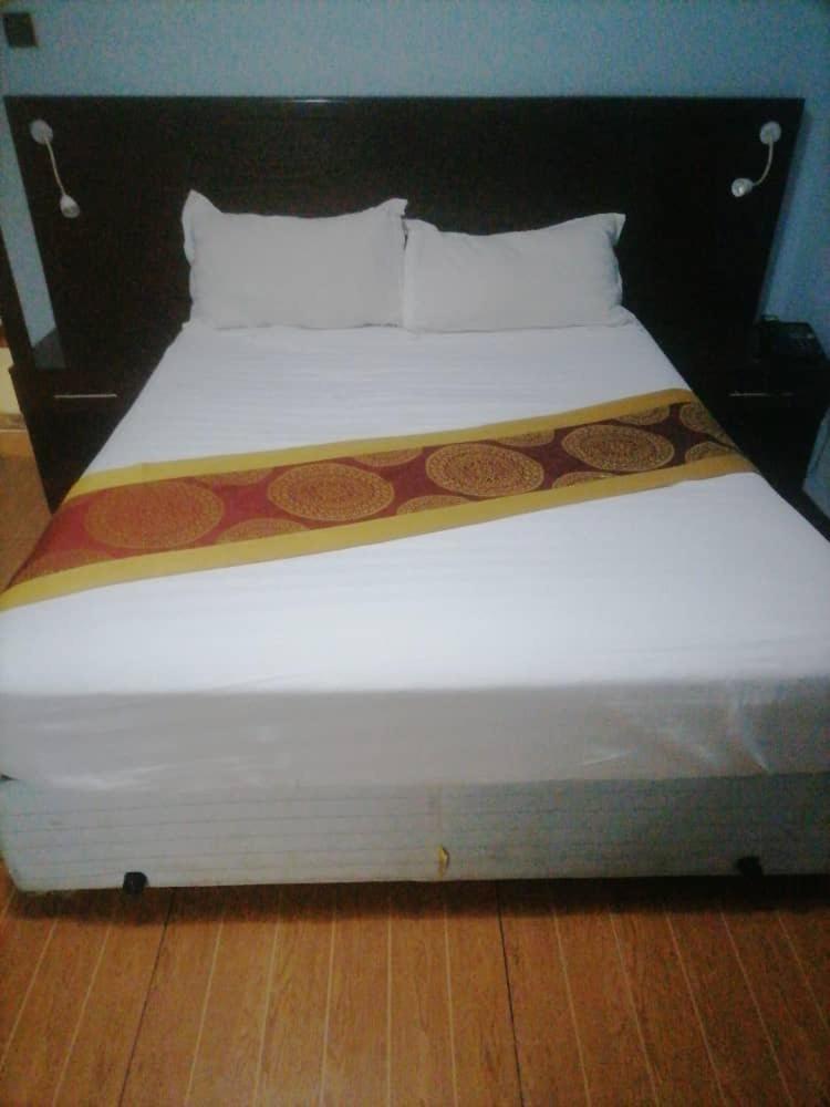 White City Inn Gaborone Luaran gambar