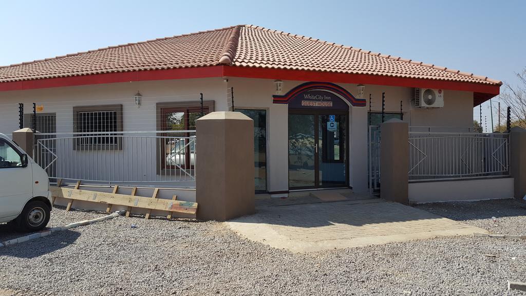 White City Inn Gaborone Luaran gambar